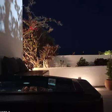 Sensia Luxury With Hot Tub *