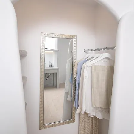 Sensia Luxury With Hot Tub