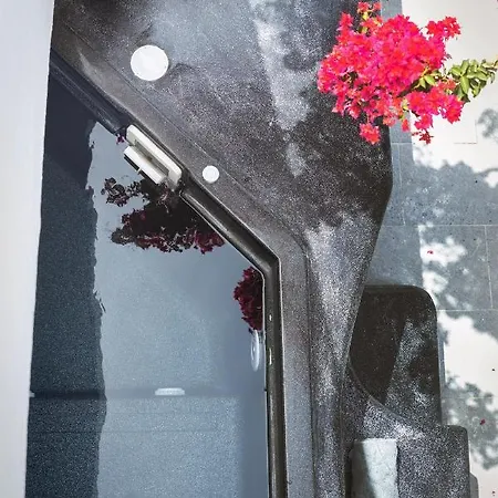 Sensia Luxury With Hot Tub Oia (Santorini)